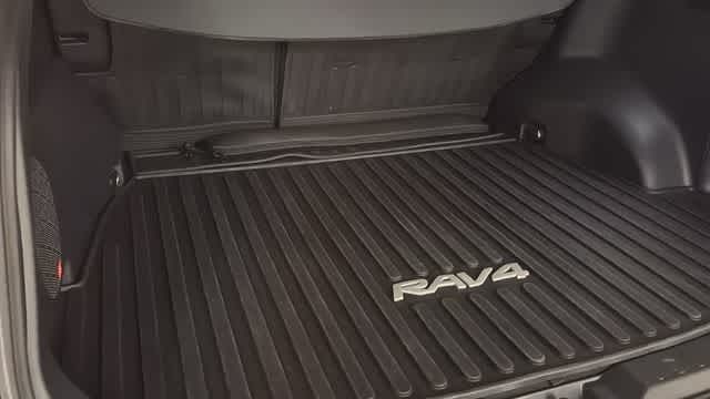 Thumbnail: 2023 Toyota RAV4 - 31