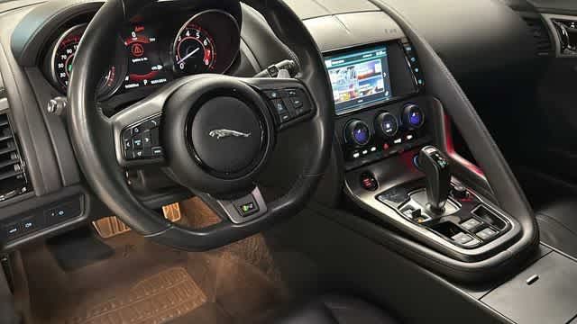 Thumbnail: 2017 Jaguar F-Type - 9