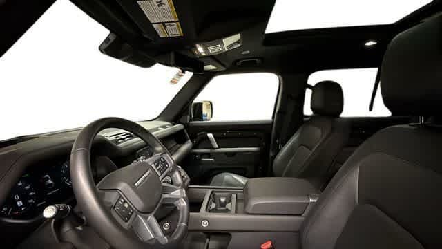 Thumbnail: 2024 Land Rover Defender - 9