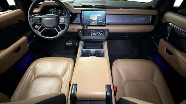 Thumbnail: 2025 Land Rover Defender - 10