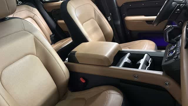 Thumbnail: 2025 Land Rover Defender - 34