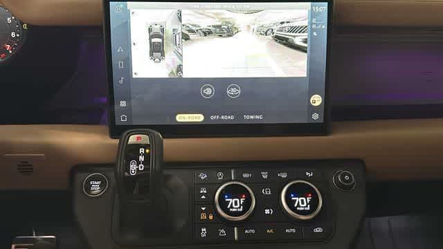 Thumbnail: 2025 Land Rover Defender - 24