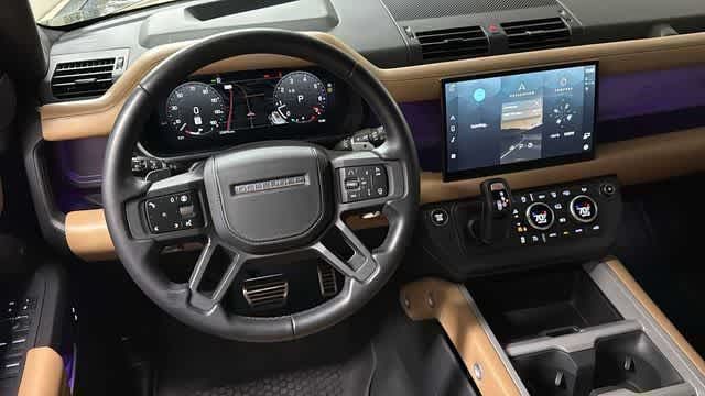 Thumbnail: 2025 Land Rover Defender - 9