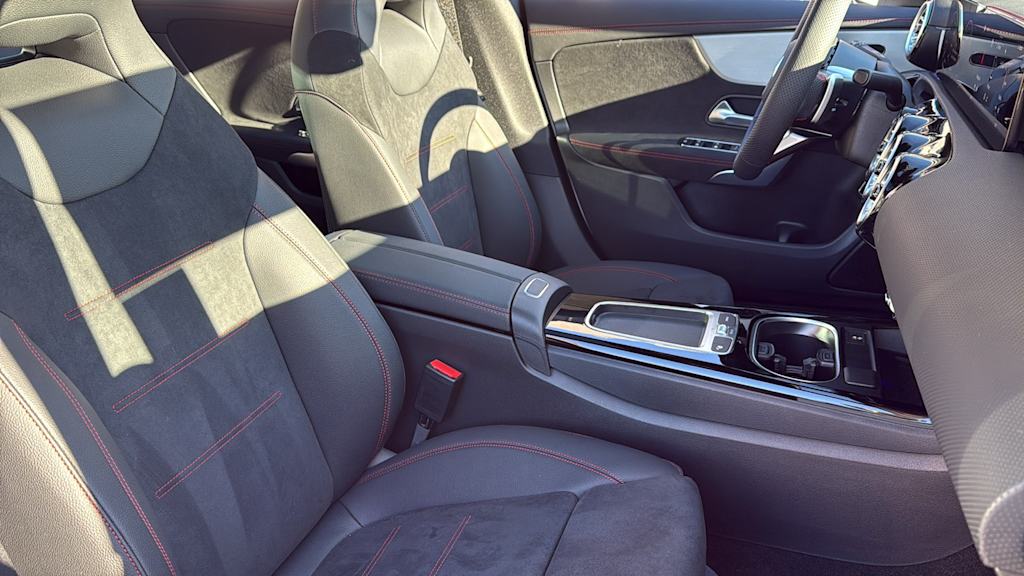 Thumbnail: 2026 Mercedes-Benz CLA - 35