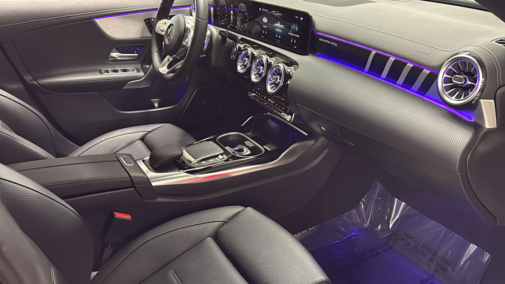 Thumbnail: 2022 Mercedes-Benz CLA - 38