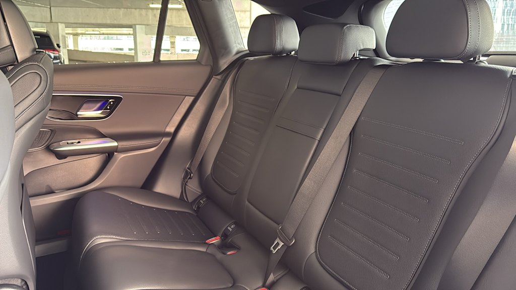 Thumbnail: 2025 Mercedes-Benz S-Class - 32