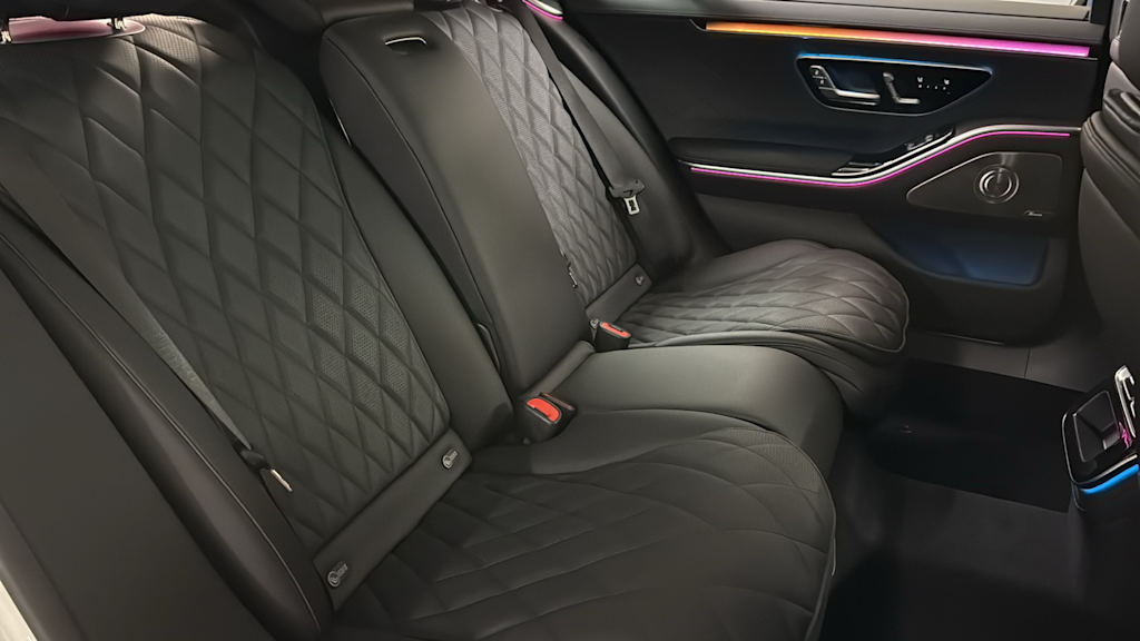 Thumbnail: 2025 Mercedes-Benz S-Class - 35