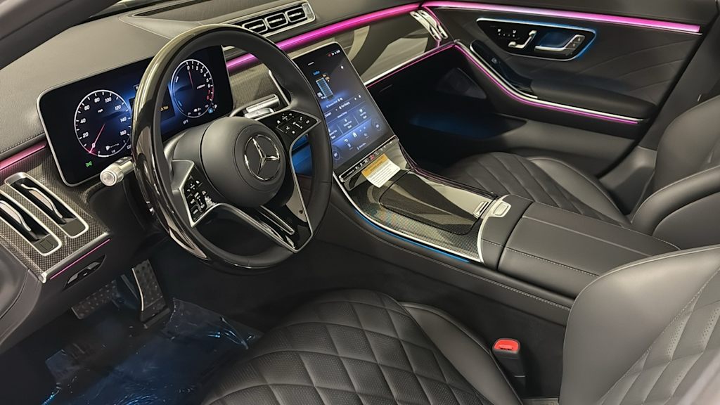 Thumbnail: 2025 Mercedes-Benz S-Class - 2