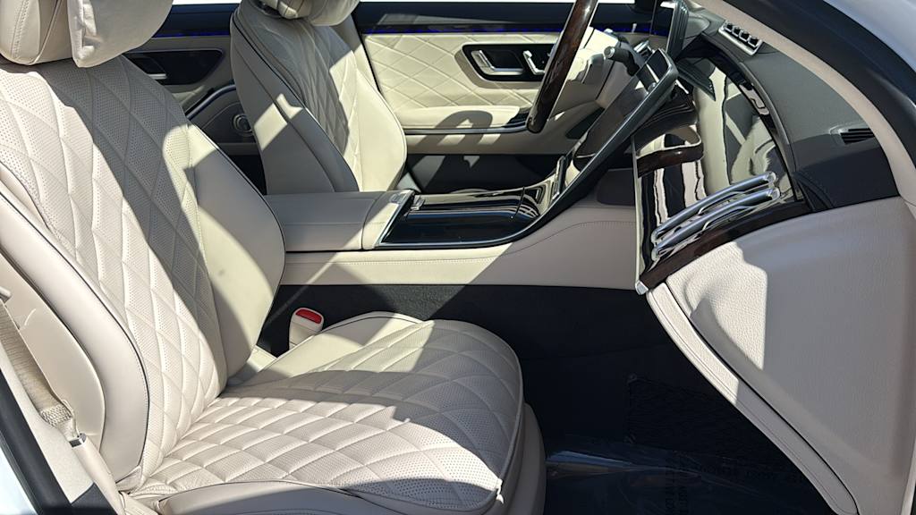 Thumbnail: 2026 Mercedes-Benz S-Class - 38