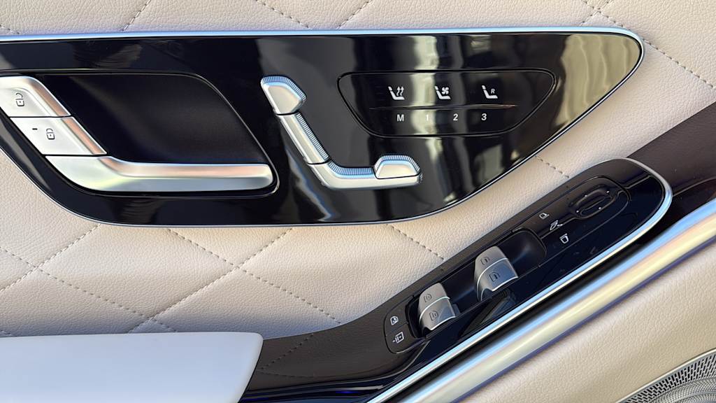 Thumbnail: 2026 Mercedes-Benz S-Class - 27