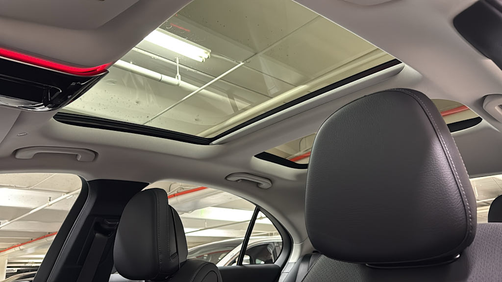 Thumbnail: 2025 Mercedes-Benz C-Class - 30