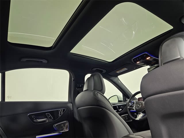 Thumbnail: 2025 Mercedes-Benz C-Class - 29