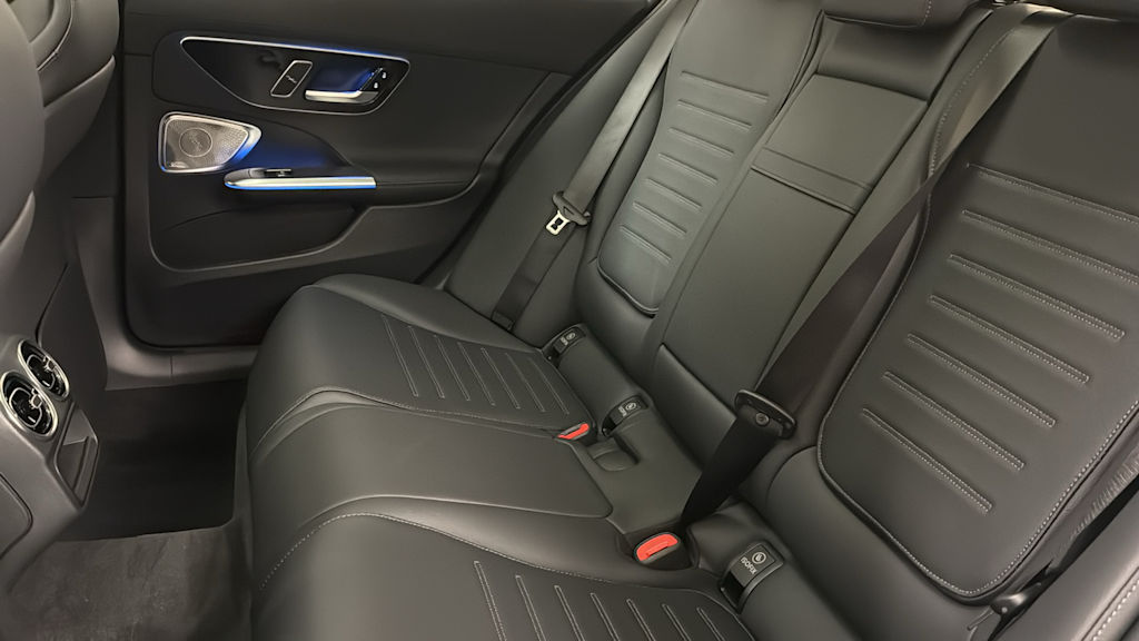 Thumbnail: 2026 Mercedes-Benz C-Class - 35