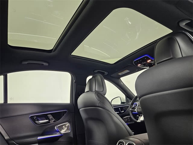 Thumbnail: 2025 Mercedes-Benz C-Class - 30