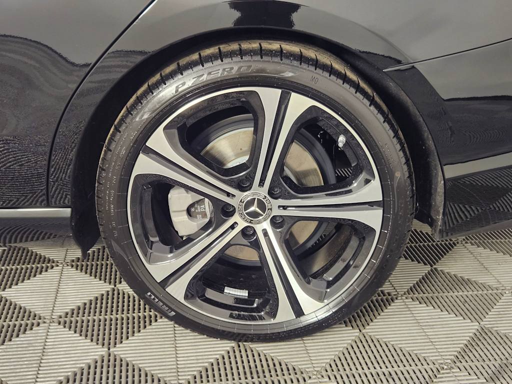 2025 Mercedes-Benz C-Class C 300 8