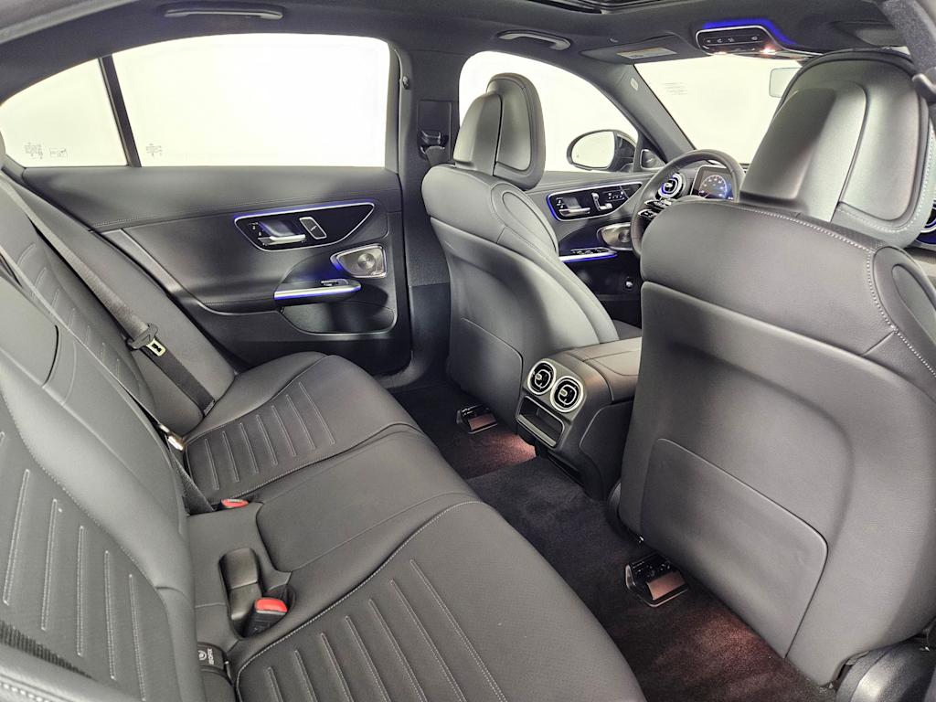 Thumbnail: 2025 Mercedes-Benz C-Class - 13