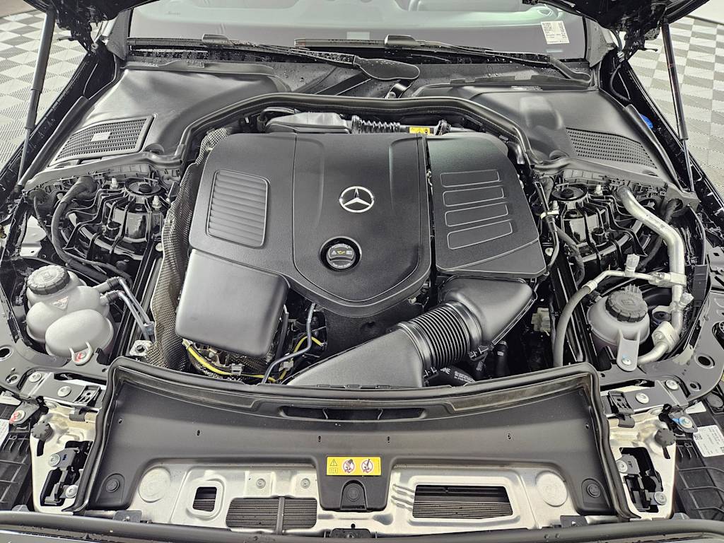 Thumbnail: 2025 Mercedes-Benz C-Class - 9