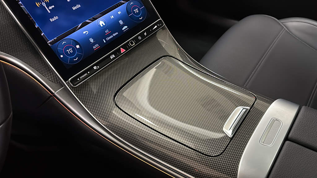 Thumbnail: 2023 Mercedes-Benz C-Class - 16