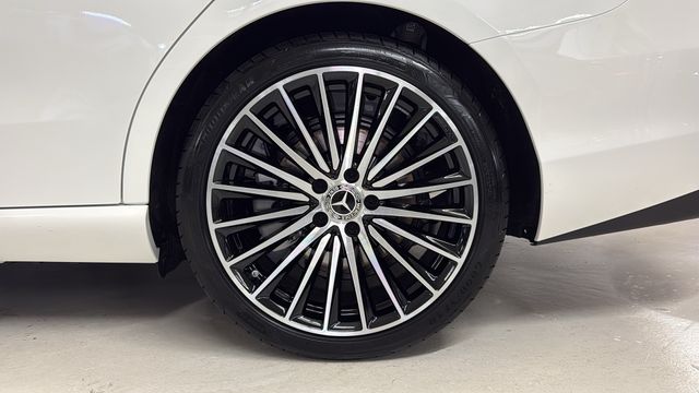 Thumbnail: 2026 Mercedes-Benz C-Class - 8