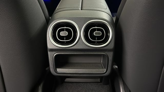 Thumbnail: 2026 Mercedes-Benz C-Class - 31