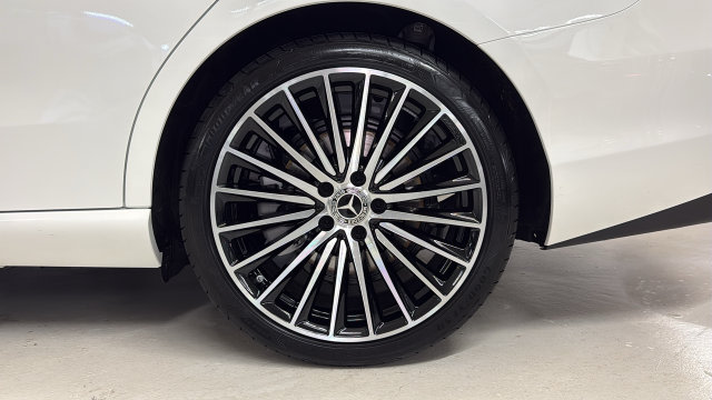 Thumbnail: 2026 Mercedes-Benz C-Class - 8