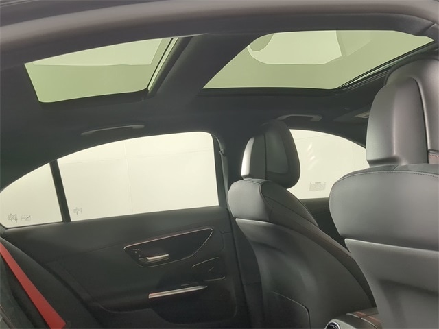 Thumbnail: 2025 Mercedes-Benz C-Class - 30