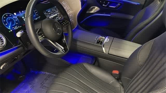 Thumbnail: 2024 Mercedes-Benz EQS - 10