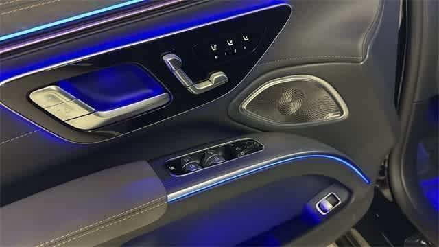 Thumbnail: 2024 Mercedes-Benz EQS - 21