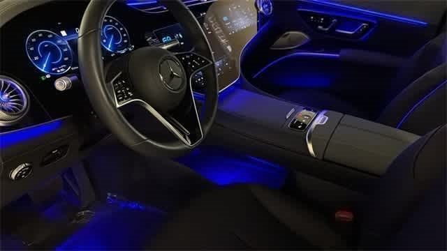 Thumbnail: 2024 Mercedes-Benz EQS - 9