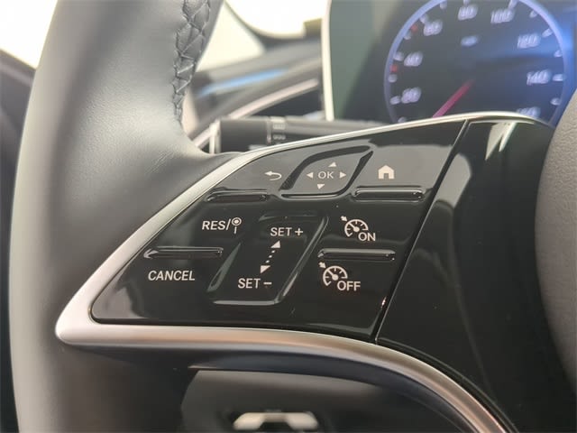 Thumbnail: 2025 Mercedes-Benz E-Class - 30