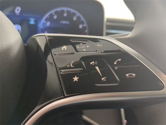 Thumbnail: 2025 Mercedes-Benz E-Class - 31