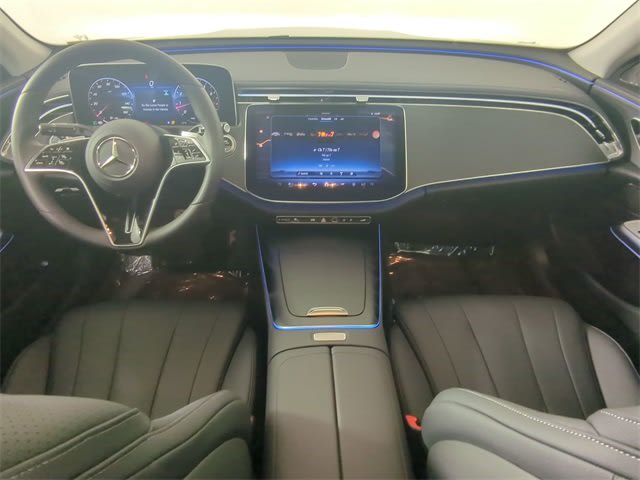 Thumbnail: 2025 Mercedes-Benz E-Class - 10