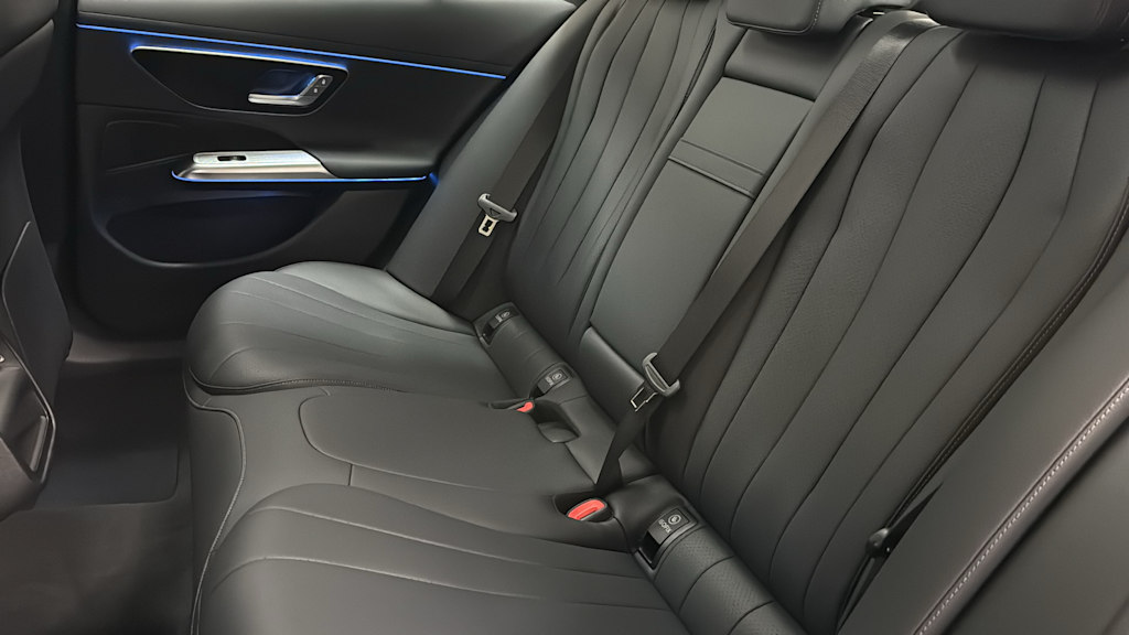 Thumbnail: 2026 Mercedes-Benz E-Class - 32