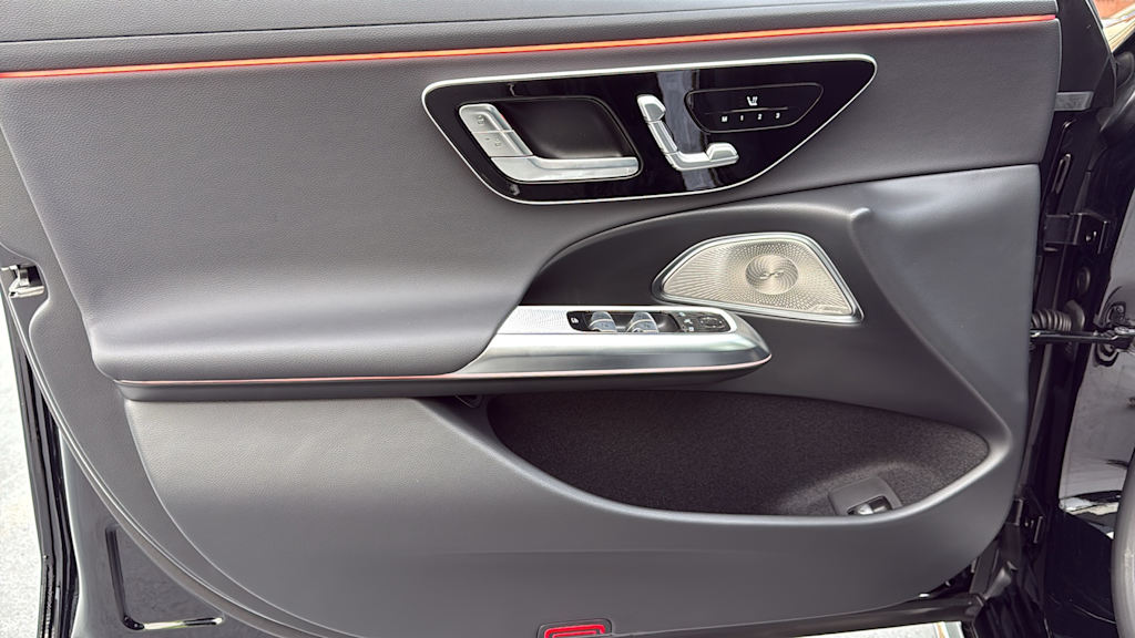 Thumbnail: 2026 Mercedes-Benz E-Class - 24