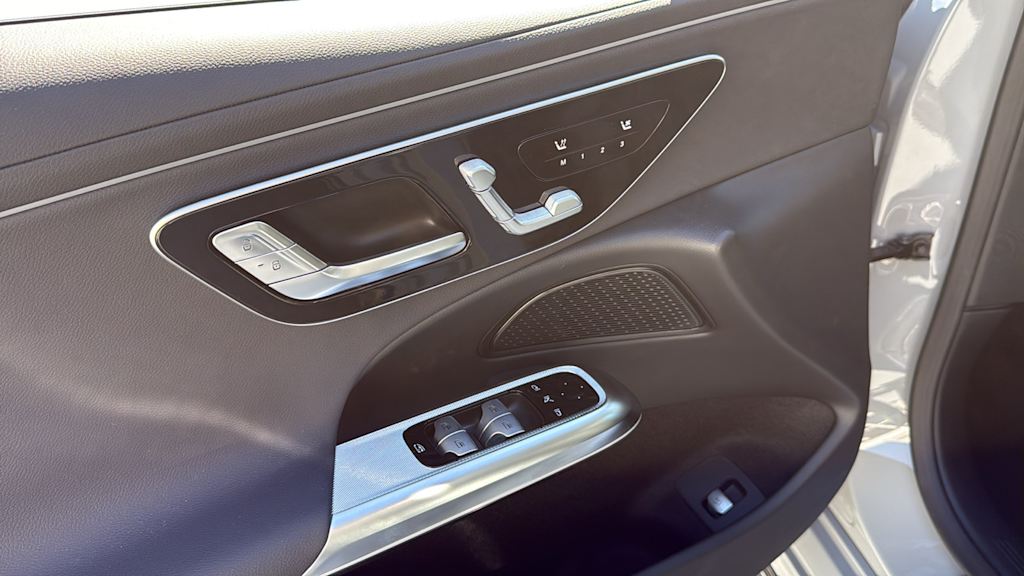 Thumbnail: 2026 Mercedes-Benz E-Class - 24
