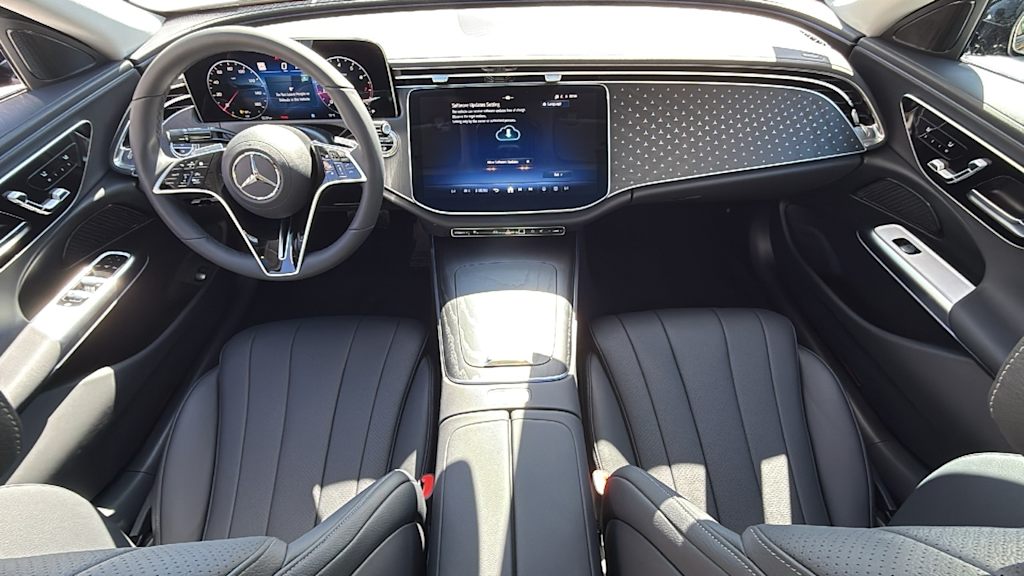Thumbnail: 2026 Mercedes-Benz E-Class - 2