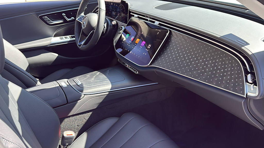 Thumbnail: 2026 Mercedes-Benz E-Class - 15