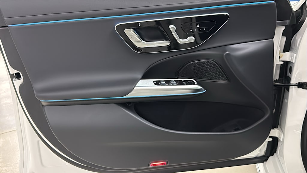 Thumbnail: 2026 Mercedes-Benz E-Class - 22