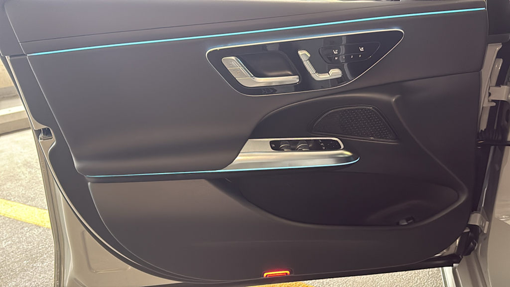 Thumbnail: 2026 Mercedes-Benz E-Class - 21
