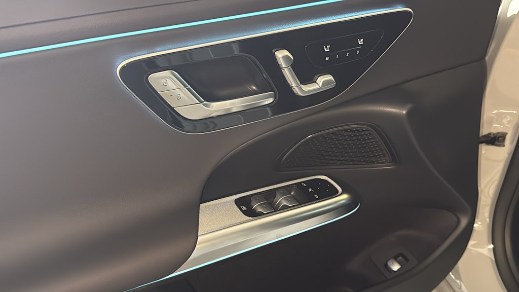 Thumbnail: 2026 Mercedes-Benz E-Class - 22