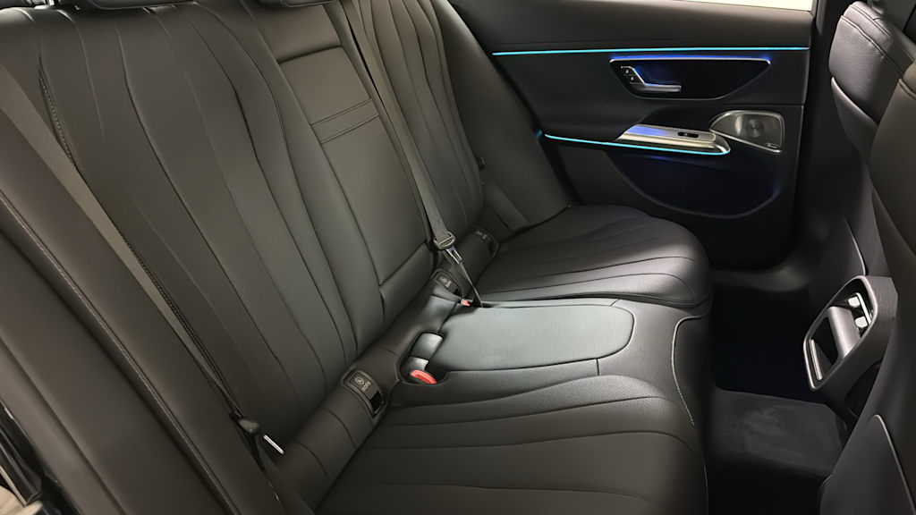 Thumbnail: 2026 Mercedes-Benz E-Class - 35