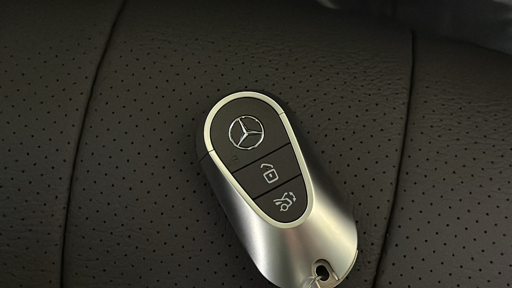 Thumbnail: 2026 Mercedes-Benz E-Class - 18