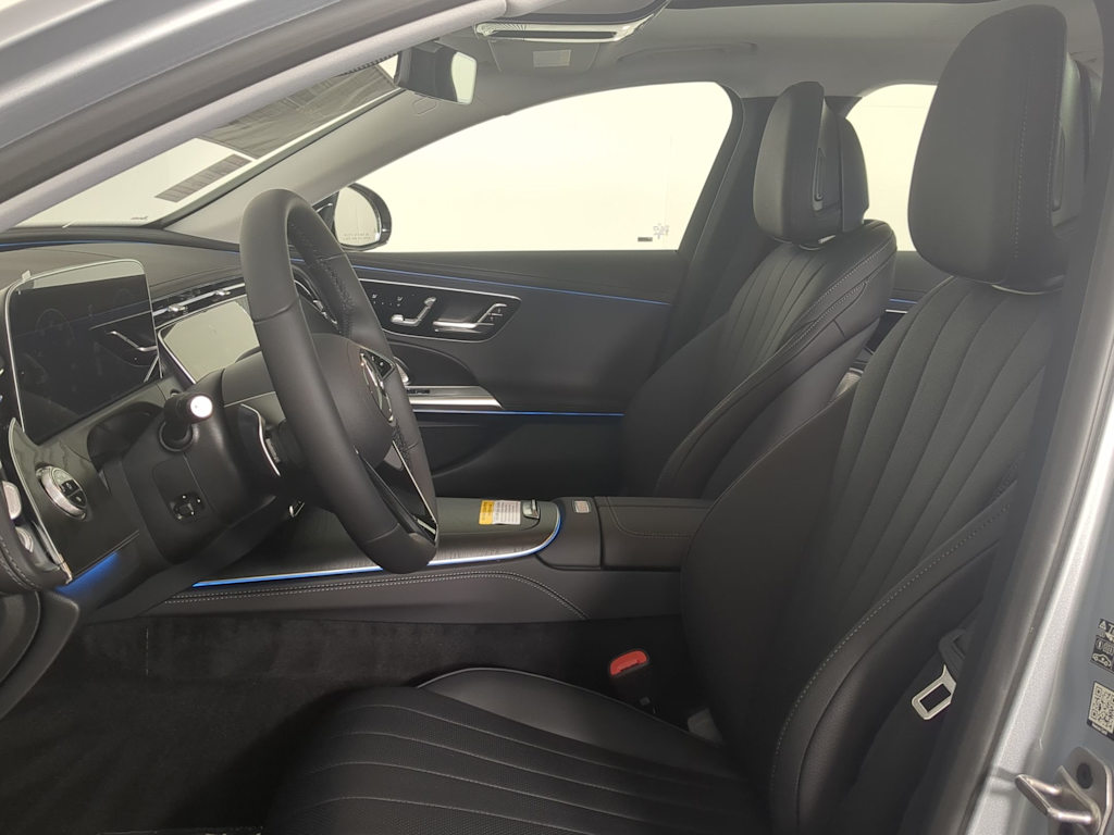 Thumbnail: 2026 Mercedes-Benz E-Class - 11