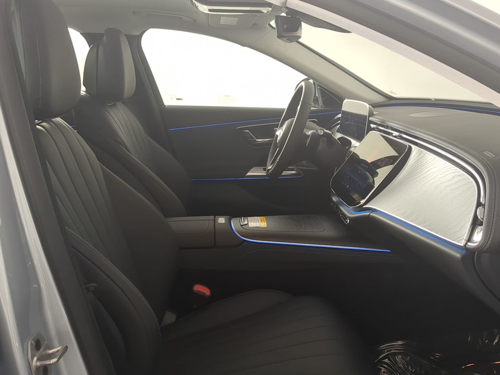 Thumbnail: 2026 Mercedes-Benz E-Class - 12