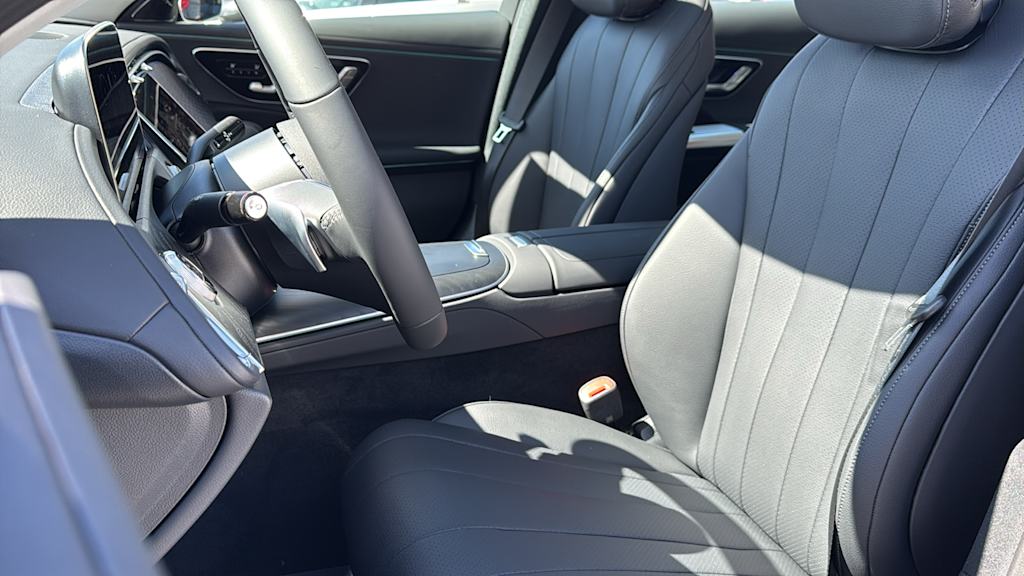 Thumbnail: 2026 Mercedes-Benz E-Class - 12