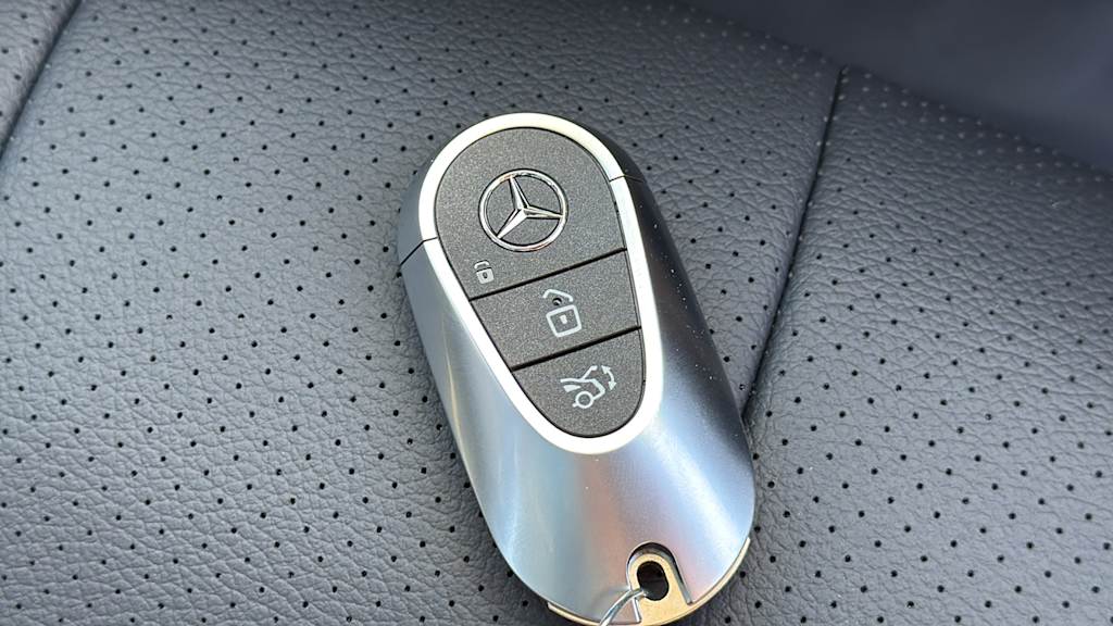 Thumbnail: 2026 Mercedes-Benz E-Class - 20
