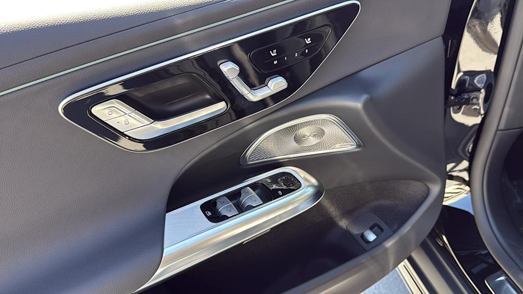 Thumbnail: 2026 Mercedes-Benz E-Class - 25
