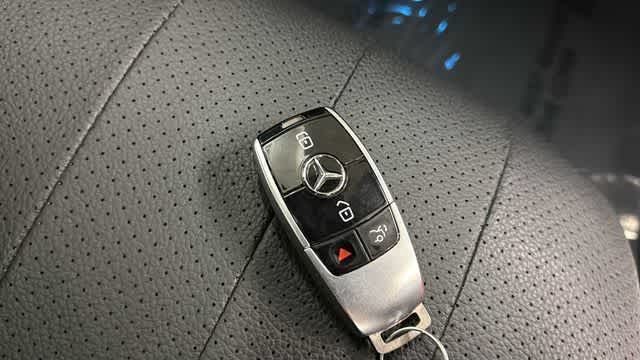 Thumbnail: 2023 Mercedes-Benz E-Class - 18