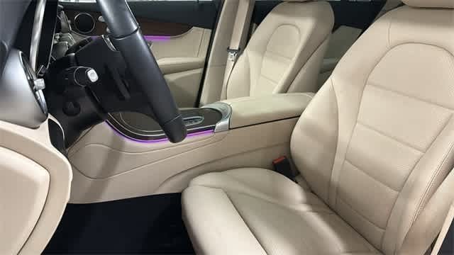 Thumbnail: 2022 Mercedes-Benz GLC - 10