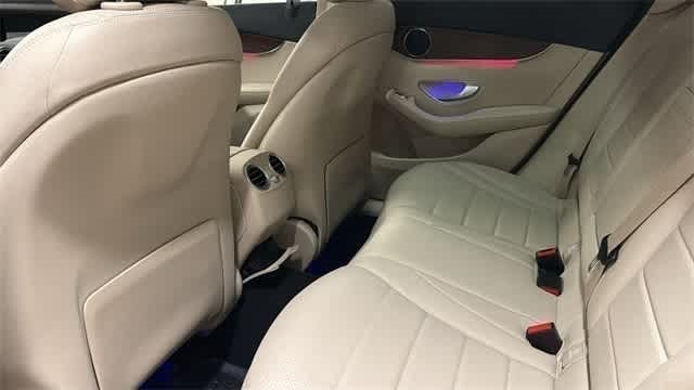 Thumbnail: 2022 Mercedes-Benz GLC - 31